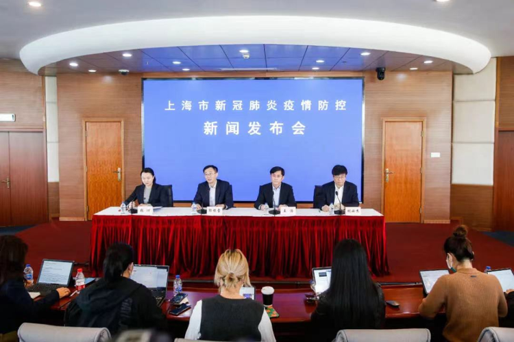 专家:松江区每年或现多个感染高峰/上海松江目前有几例新型肺炎