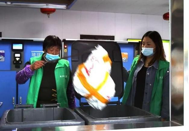 江苏泰州泰兴新增24例死亡病例，涉及重庆市渝北区/江苏泰州泰兴的疫情情况